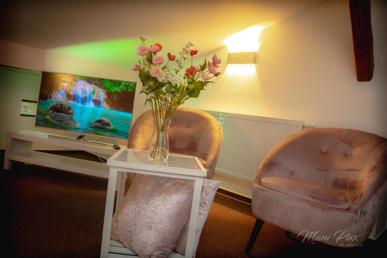 Villa Prestige Zeitz Bagian luar foto
