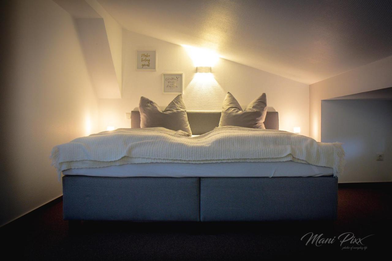 Villa Prestige Zeitz Bagian luar foto