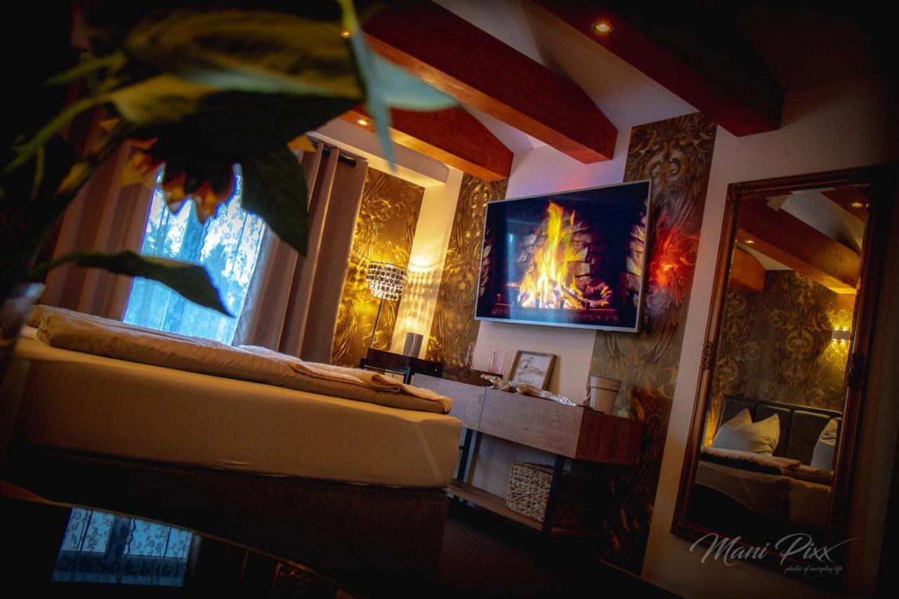 Villa Prestige Zeitz Bagian luar foto